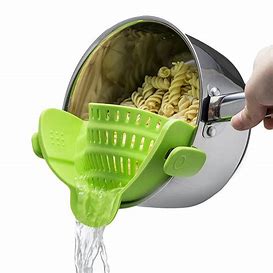 UNIVERSAL CLIP ON STRAINER